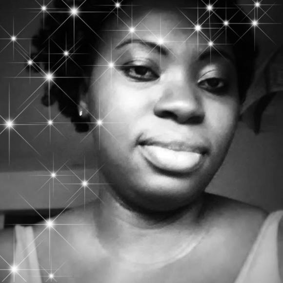 Meet your Posher, Alimatu - Picture 1 of 1